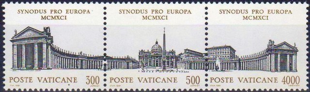 Timbres - tryptique de la basilique Saint Pierre du Vatican.